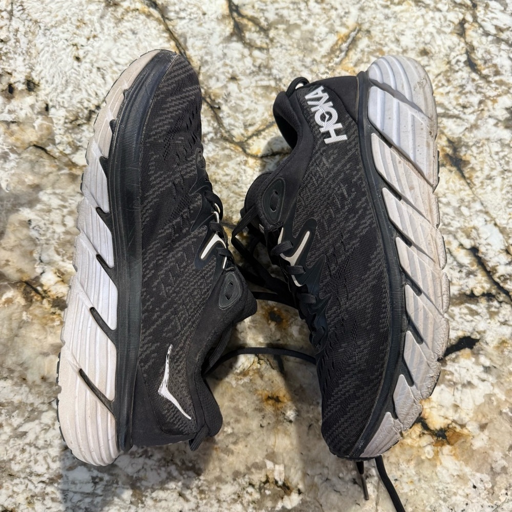 HOKA Gaviota 4 Black Running Shoe in Women’s Size 9.5 - Picture 4 of 10